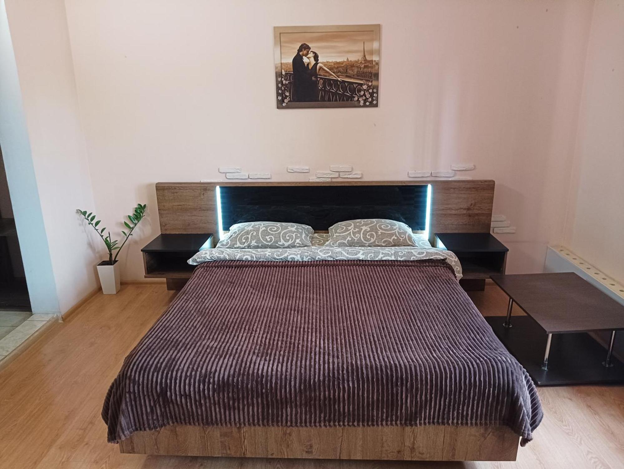 In Center New 5 Floor без ліфту Apartment *